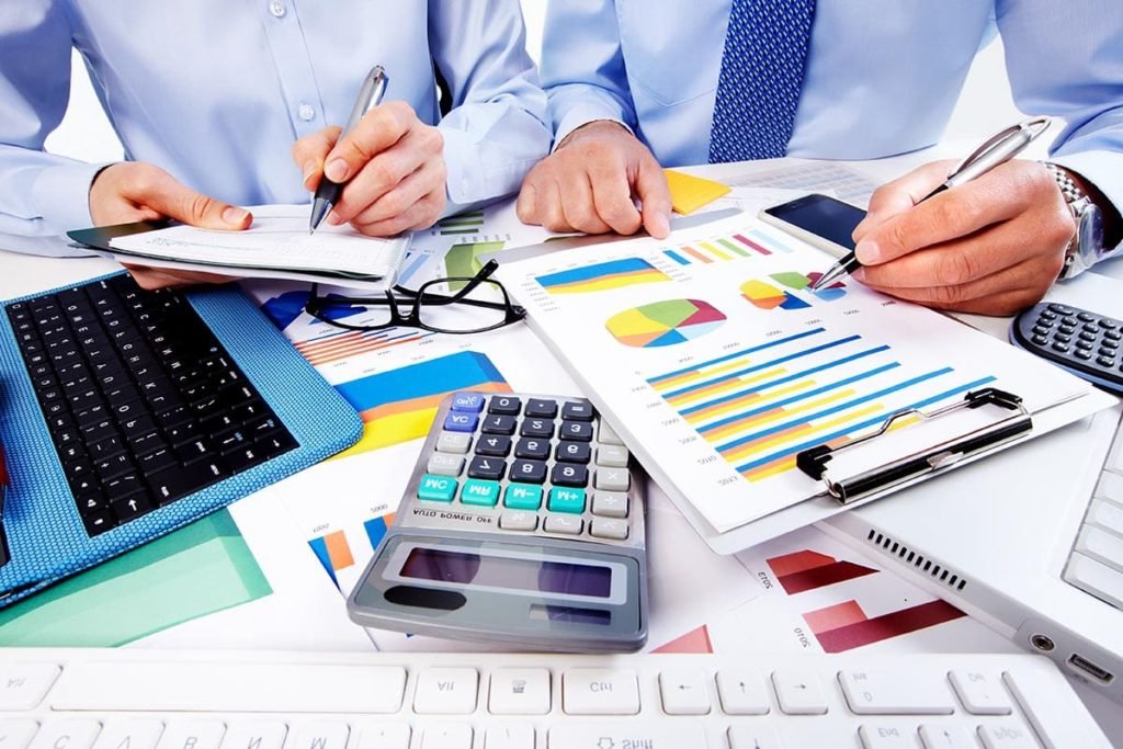 BANCA Y FINANZAS